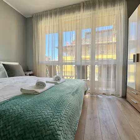 Sea Breeze With Balcony 250 Metres For The Sveti Vlas